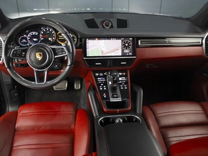 Внедорожник Porsche Cayenne 2019 года, 7799000 рублей, Омск