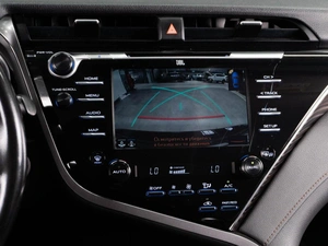 Седан Toyota Camry 2018 года, 2450000 рублей, Тюмень