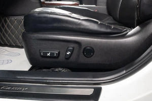 Седан Toyota Camry 2012 года, 1569000 рублей, Сургут