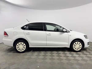 Седан Volkswagen Polo 2016 года, 1027200 рублей, Казань