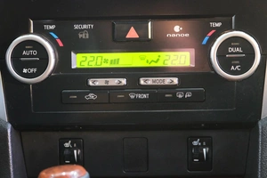 Седан Toyota Camry 2013 года, 1599000 рублей, Омск