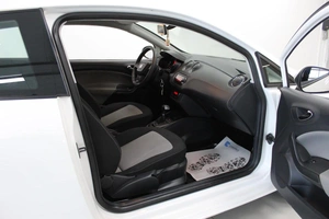 Хэтчбек SEAT Ibiza 2012 года, 695000 рублей, Смоленск