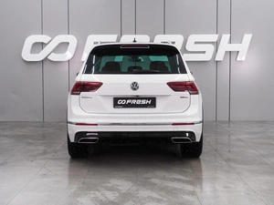 Внедорожник Volkswagen Tiguan 2019 года, 3289000 рублей, Воронеж