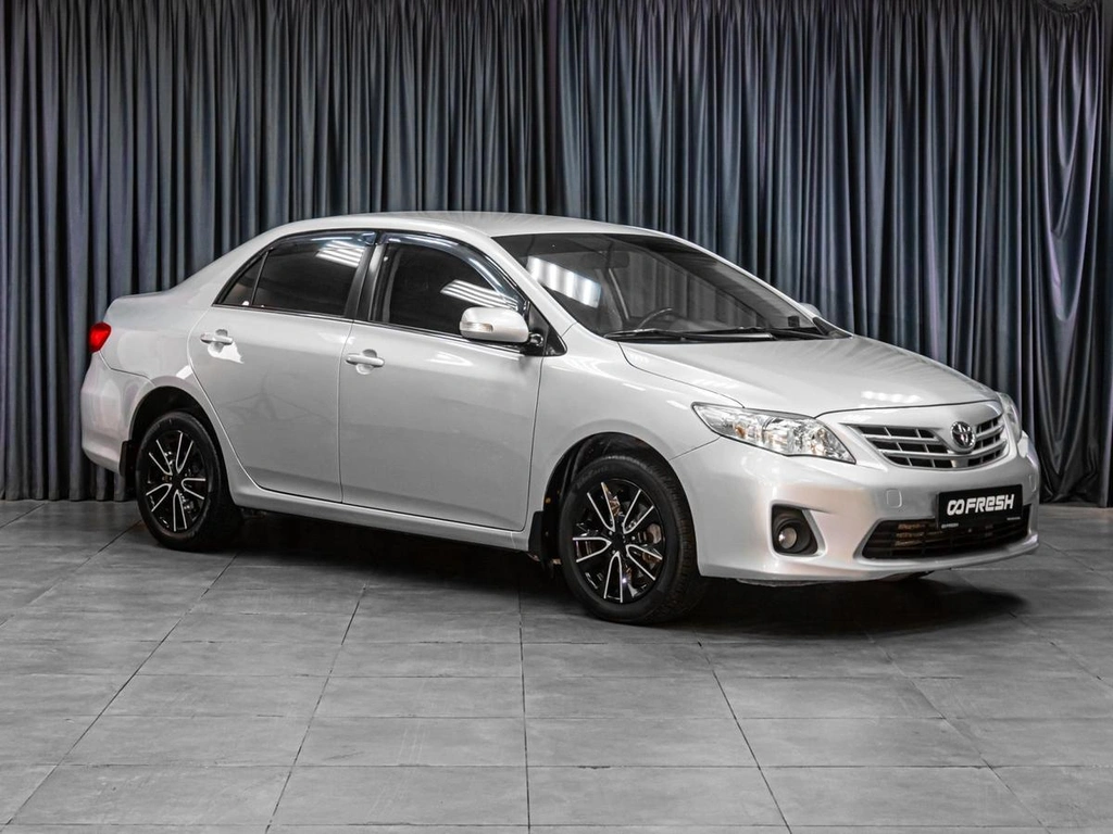 Седан Toyota Corolla 2012 года, 1099000 рублей, Тюмень