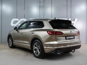 Внедорожник Volkswagen Touareg 2018 года, 4189000 рублей, Воронеж