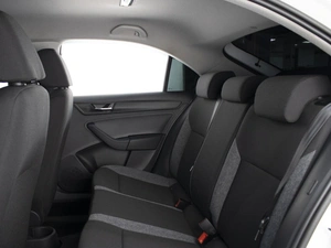 Лифтбек Skoda Rapid 2021 года, 1290000 рублей, Омск