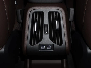 Внедорожник BMW X1 2025 года, 5590000 рублей, Санкт-Петербург