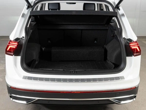 Внедорожник Volkswagen Tiguan 2021 года, 3498000 рублей, Ставрополь