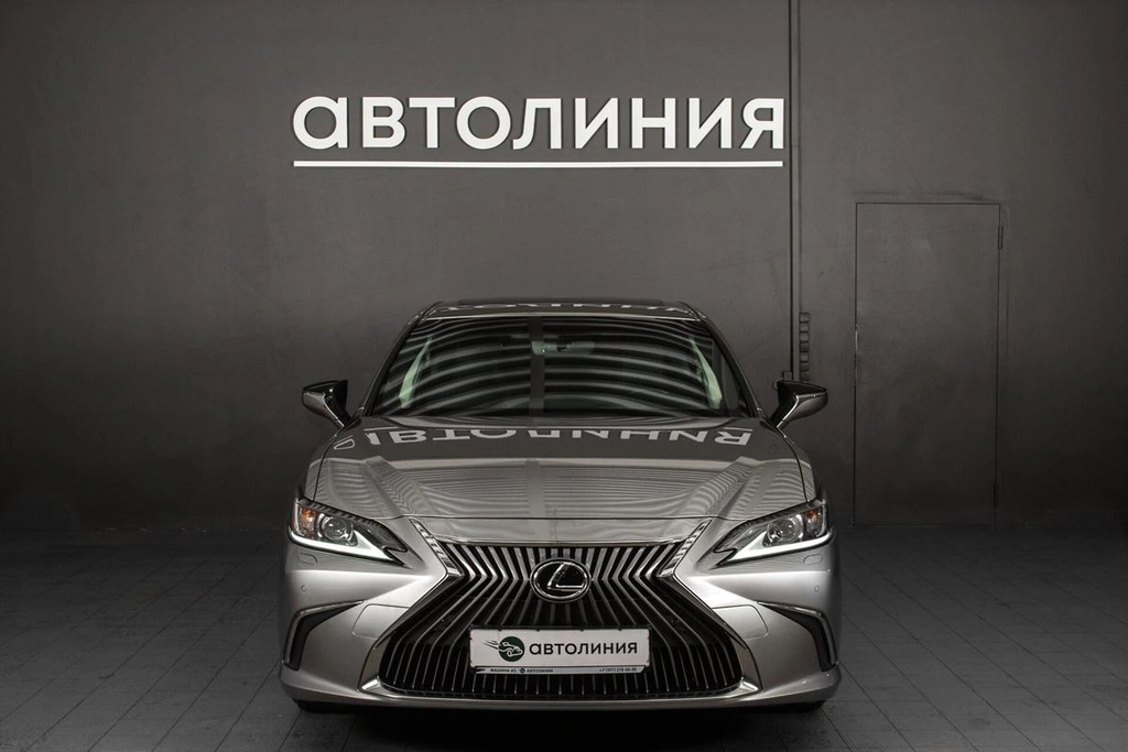 Седан Lexus ES 2020 года, 4499000 рублей, Красноярск