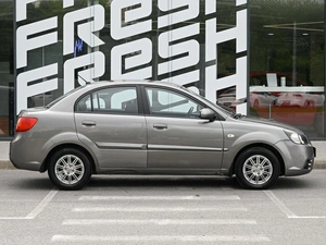 Седан Kia Rio 2011 года, 659000 рублей, Волгоград
