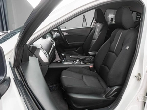 Хетчбэк Mazda Axela 2019 года, 1689000 рублей, Тюмень