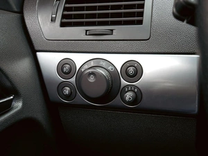 Седан Opel Astra 2011 года, 590000 рублей, Краснодар