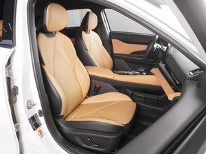 Лифтбек Changan UNI-V 2023 года, 2149000 рублей, Минеральные Воды