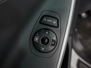 Внедорожник Hyundai Santa Fe 2015 года, 2049000 рублей, Воронеж