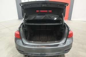 Седан BMW 3 серии 2018 года, 3120000 рублей, Курск