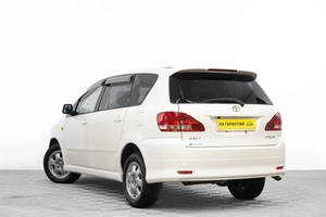 Минивэн Toyota Ipsum 2003 года, 799000 рублей, Барнаул