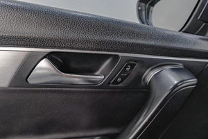 Седан Volkswagen Passat 2011 года, 1099000 рублей, Челябинск