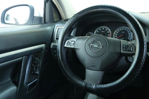 Седан Opel Vectra 2007 года, 499000 рублей, Омск