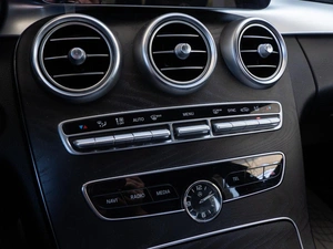 Седан Mercedes-benz C-класс 2019 года, 3280000 рублей, Волгоград