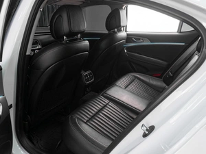 Седан Genesis G70 2018 года, 1995000 рублей, Тюмень