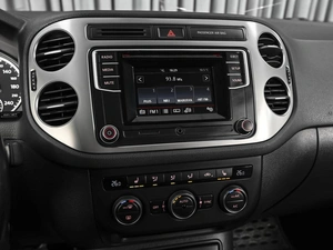Внедорожник Volkswagen Tiguan 2016 года, 1768000 рублей, Ставрополь