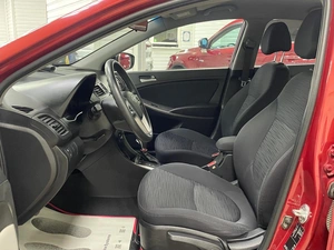 Седан Hyundai Solaris 2014 года, 899000 рублей, Ачинск