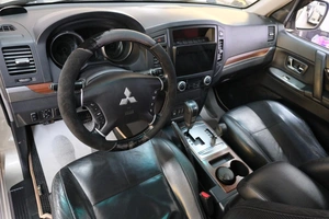Внедорожник Mitsubishi Pajero 2007 года, 1799000 рублей, Омск