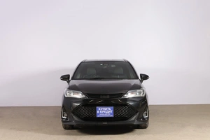 Универсал Toyota Corolla Fielder 2018 года, 1749000 рублей, Новосибирск