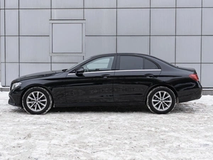 Седан Mercedes-benz E-класс 2019 года, 2880000 рублей, Санкт-Петербург