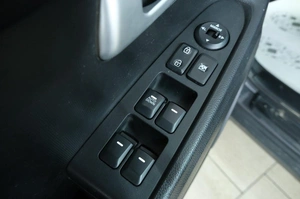 Внедорожник Kia Sportage 2013 года, 1499000 рублей, Омск