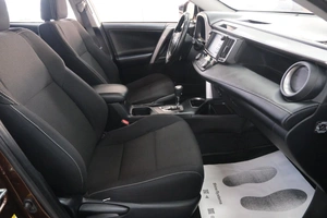 Внедорожник Toyota RAV4 2018 года, 2599000 рублей, Омск