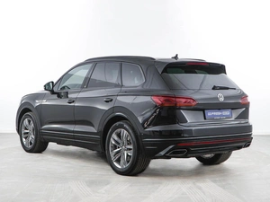 Внедорожник Volkswagen Touareg 2019 года, 8843055 рублей, Москва