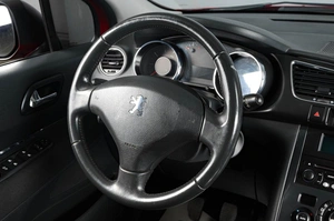 Внедорожник Peugeot 3008 2012 года, 699000 рублей, Тюмень