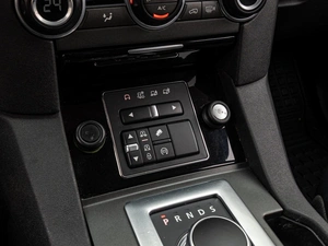 Внедорожник Land Rover Discovery 2015 года, 2850000 рублей, Краснодар