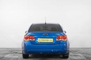 Седан Chevrolet Cruze 2011 года, 659000 рублей, Кемерово