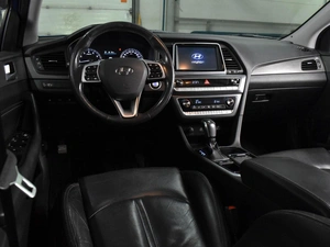 Седан Hyundai Sonata 2018 года, 1534000 рублей, Воронеж