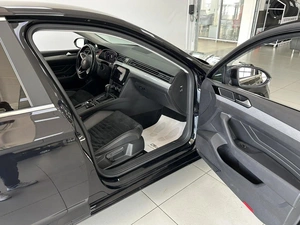Седан Volkswagen Passat 2020 года, 1986000 рублей, Смоленск