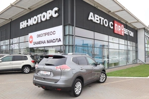 Внедорожник Nissan X-Trail 2015 года, 1650000 рублей, Мирное