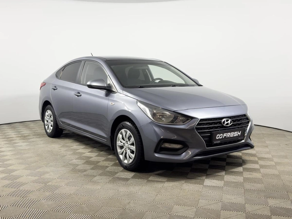 Седан Hyundai Solaris 2017 года, 1225200 рублей, Казань