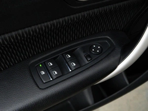 Хетчбэк BMW 1 серия 2018 года, 1817077 рублей, Москва