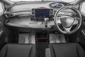 Минивэн Honda Freed 2011 года, 999000 рублей, Барнаул