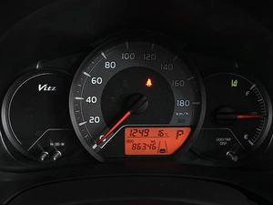 Хетчбэк Toyota Vitz 2018 года, 1179000 рублей, Ростов-на-Дону