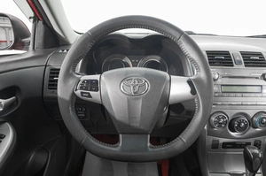 Седан Toyota Corolla 2012 года, 999000 рублей, Барнаул