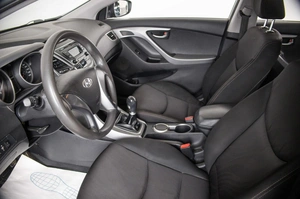 Седан Hyundai Elantra 2015 года, 1349000 рублей, Пермь