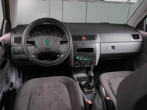 Хетчбэк Skoda Fabia 2002 года, 349000 рублей, Воронеж