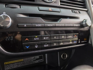 Внедорожник Lexus RX 2016 года, 3250000 рублей, Омск