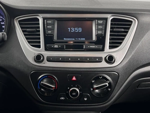 Седан Hyundai Solaris 2019 года, 1120000 рублей, Казань