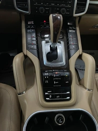 Внедорожник Porsche Cayenne 2013 года, 2497000 рублей, Солонцы
