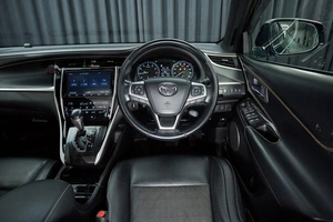 Внедорожник Toyota Harrier 2019 года, 2799000 рублей, Красноярск