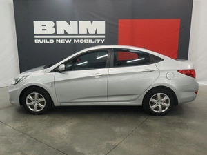 Седан Hyundai Solaris 2012 года, 800000 рублей, Курск